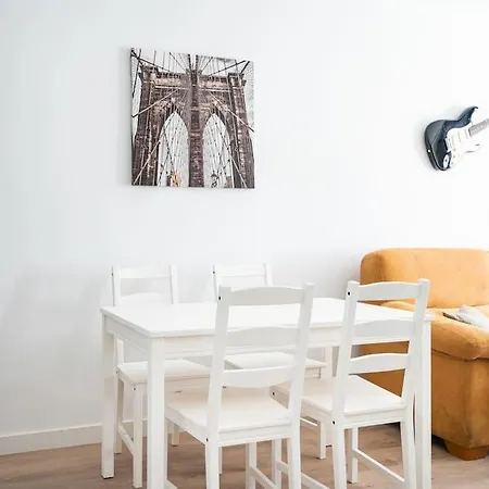 Myhousespain - Encantador Piso En La Playa Χιχόν