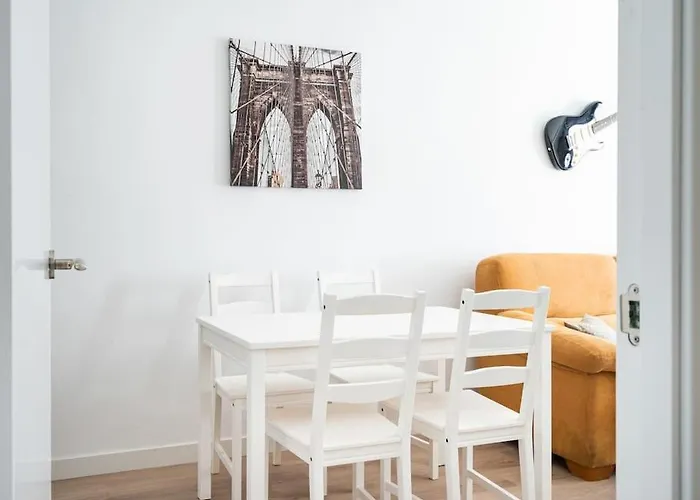 Myhousespain - Encantador Piso En La Playa Gijón